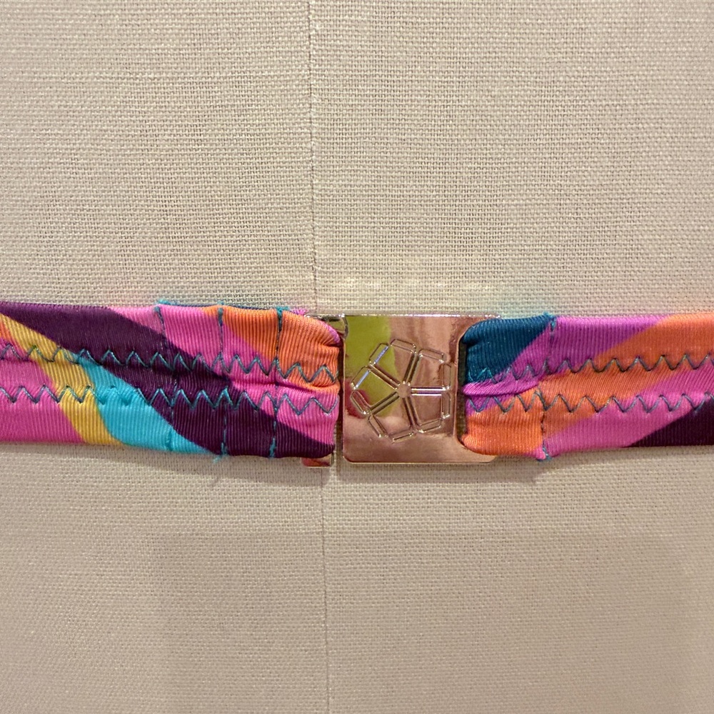 BNWT Trina Turk Colorful Chevron Bikini Top - Picture 8 of 13